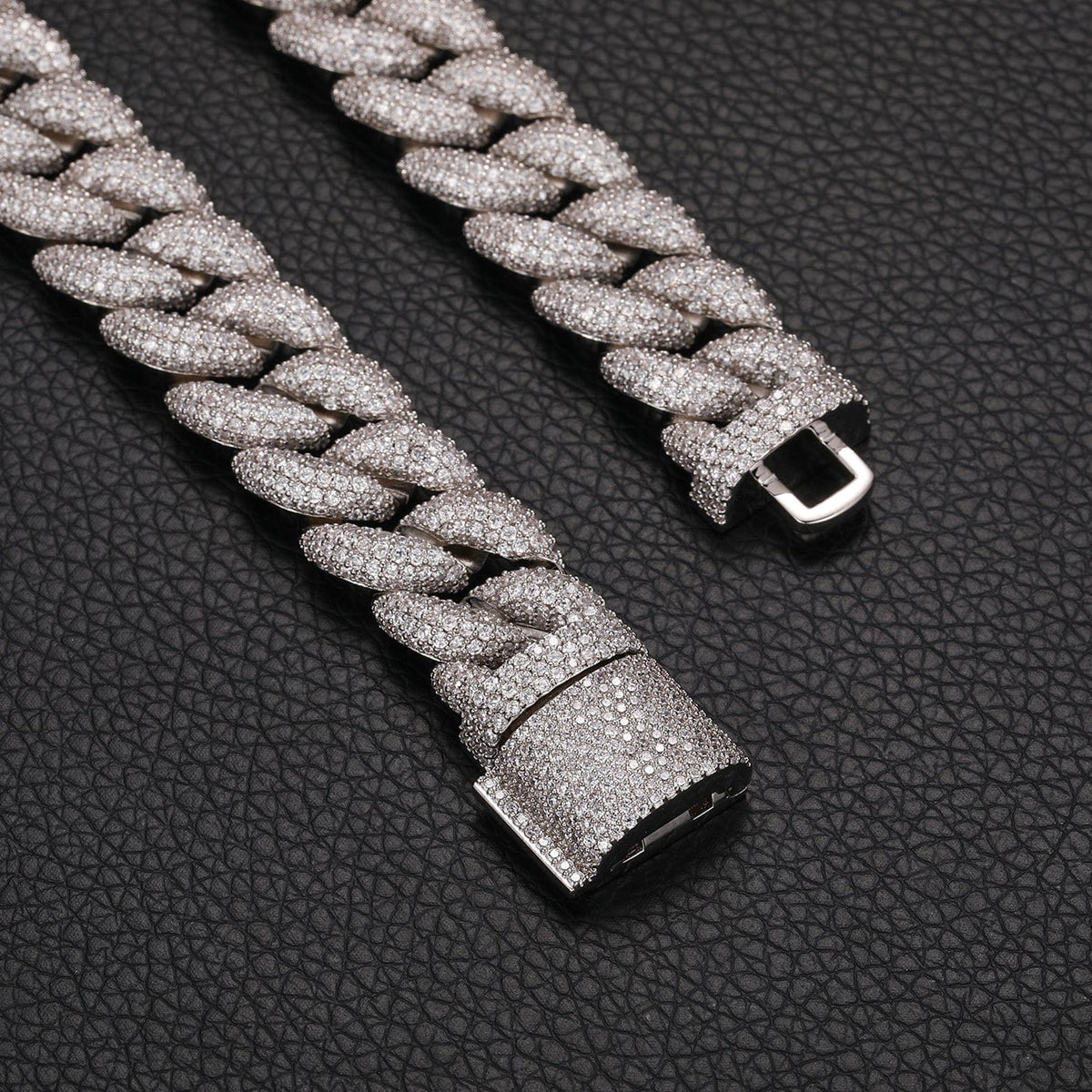 Nocta Vince Ornate Miami Cuban Chain