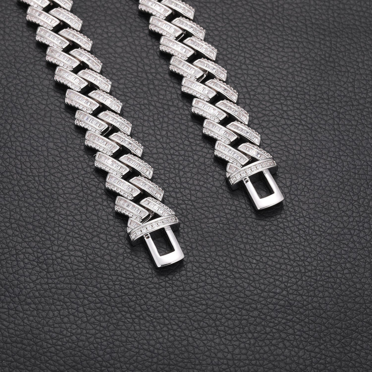 Nocta Vince Helix 16MM Baguette Cuban Chain