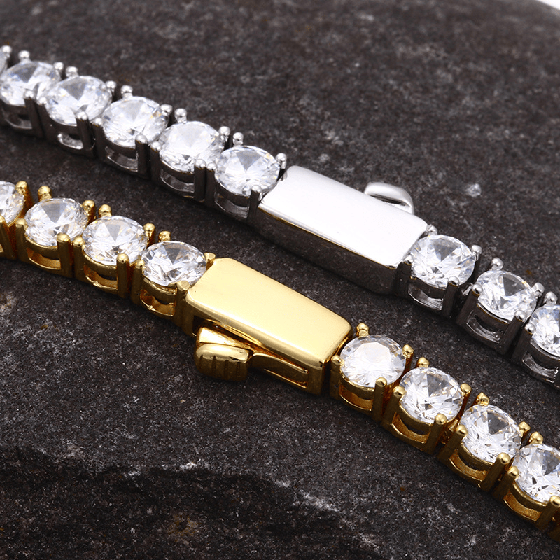 Nocta Vince Aura Prong Round-Cut Chain