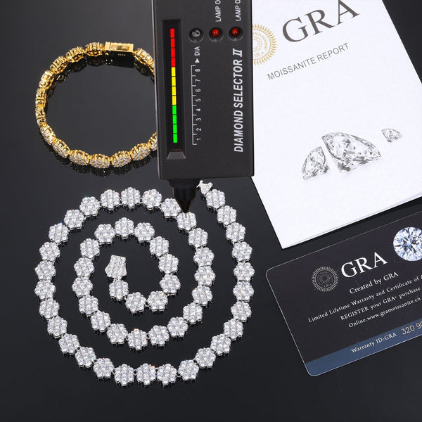 Nocta Vince Floral Cluster Chain